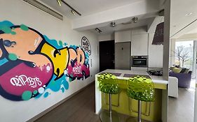 Sea Horizon Penthouse Flat